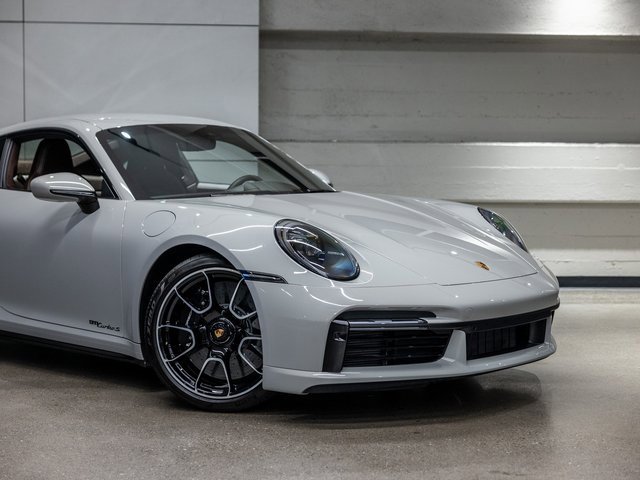 Used 2023 Porsche 911 Turbo S image 13