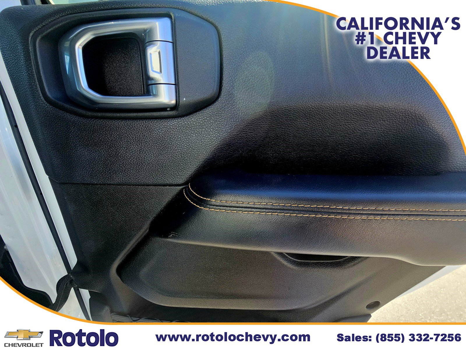 Used 2024 Jeep Wrangler Sahara image 12