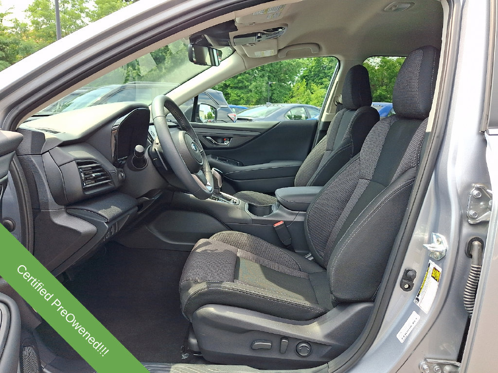 Used 2025 Subaru Outback Premium AWD/4WD image 13
