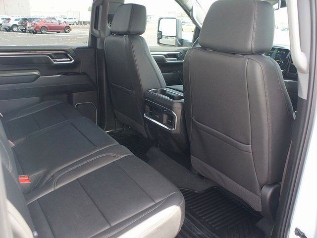 New 2025 Chevrolet Silverado 3500 LTZ w/ LTZ Convenience Package RWD image 19