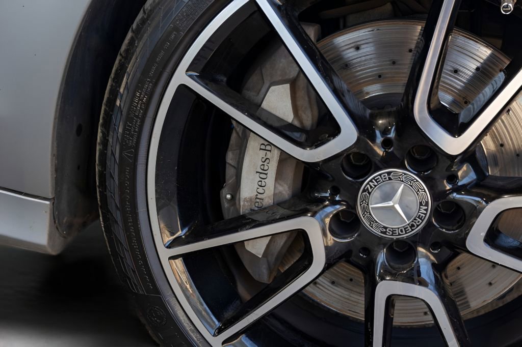 Used 2016 Mercedes-Benz C 450 AMG image 11