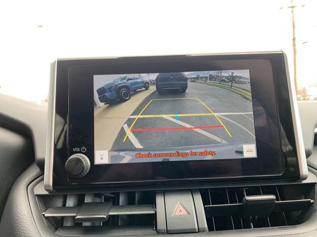 Used 2025 Toyota RAV4 LE image 22