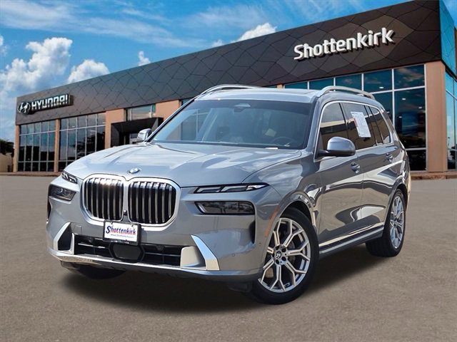 Used 2023 BMW X7 xDrive40i w/ Premium Package image 1