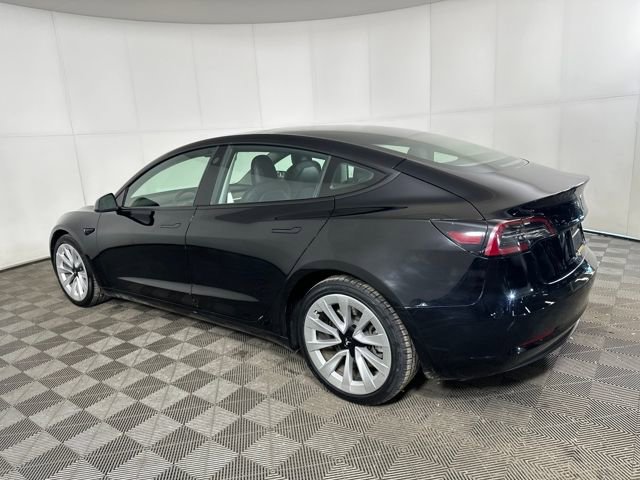 Used 2023 Tesla Model 3 Standard Range image 5