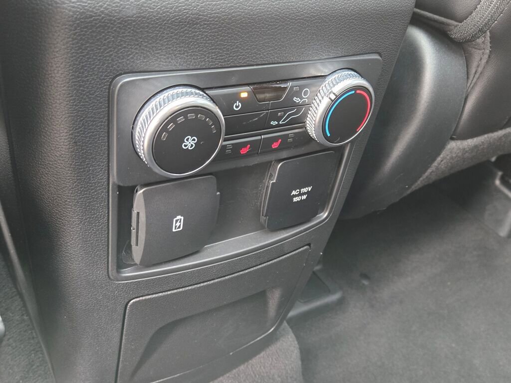 Used 2023 Ford Explorer Platinum w/ Technology Package image 25