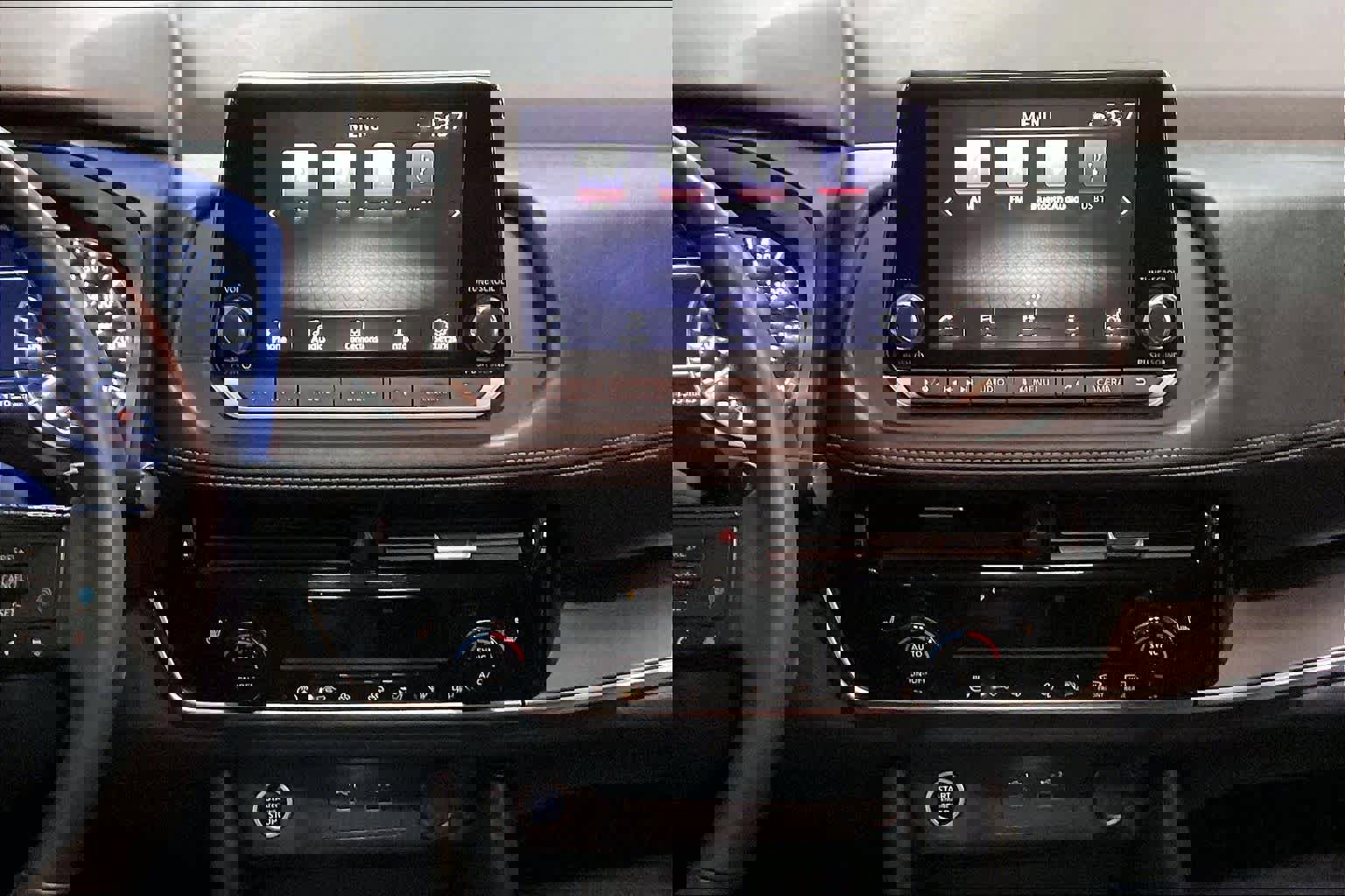 Used 2021 Nissan Rogue SV w/ Premium Package image 7