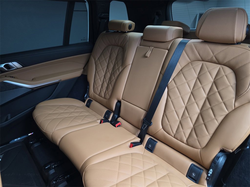 New 2026 BMW X7 xDrive40i w/ M Sport Package image 15