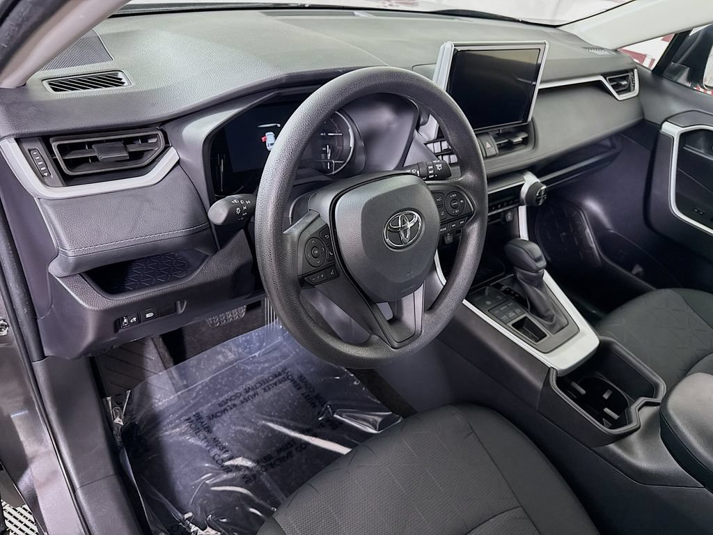 Certified 2025 Toyota RAV4 XLE AWD/4WD image 18