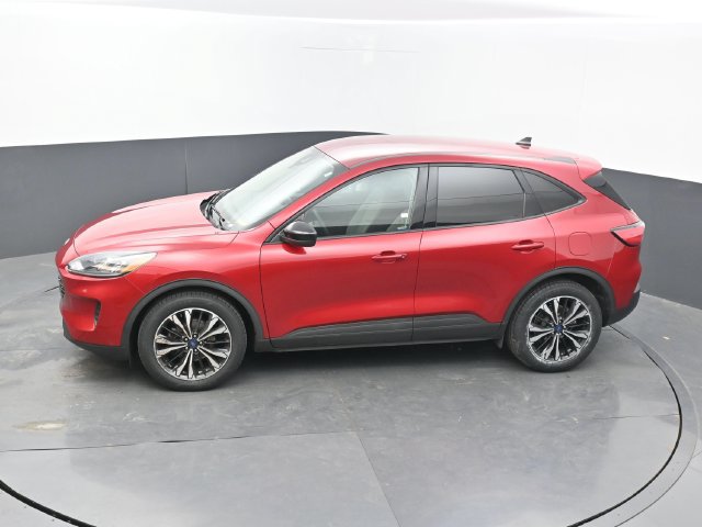 Used 2022 Ford Escape SE w/ SE Sport Appearance Package FWD image 47