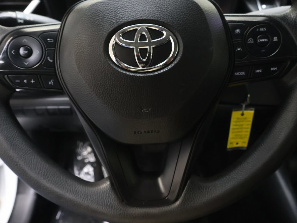 Used 2023 Toyota Corolla LE FWD image 18
