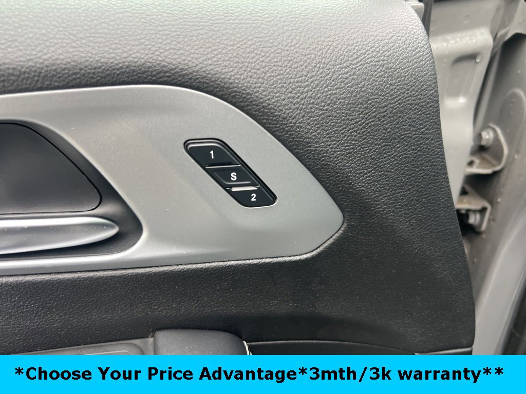 Certified 2022 Chrysler Pacifica Touring-L w/ S Appearance Package image 50