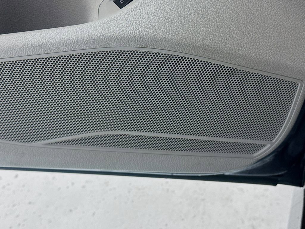 Used 2015 Volkswagen Passat 1.8T Limited Edition image 23