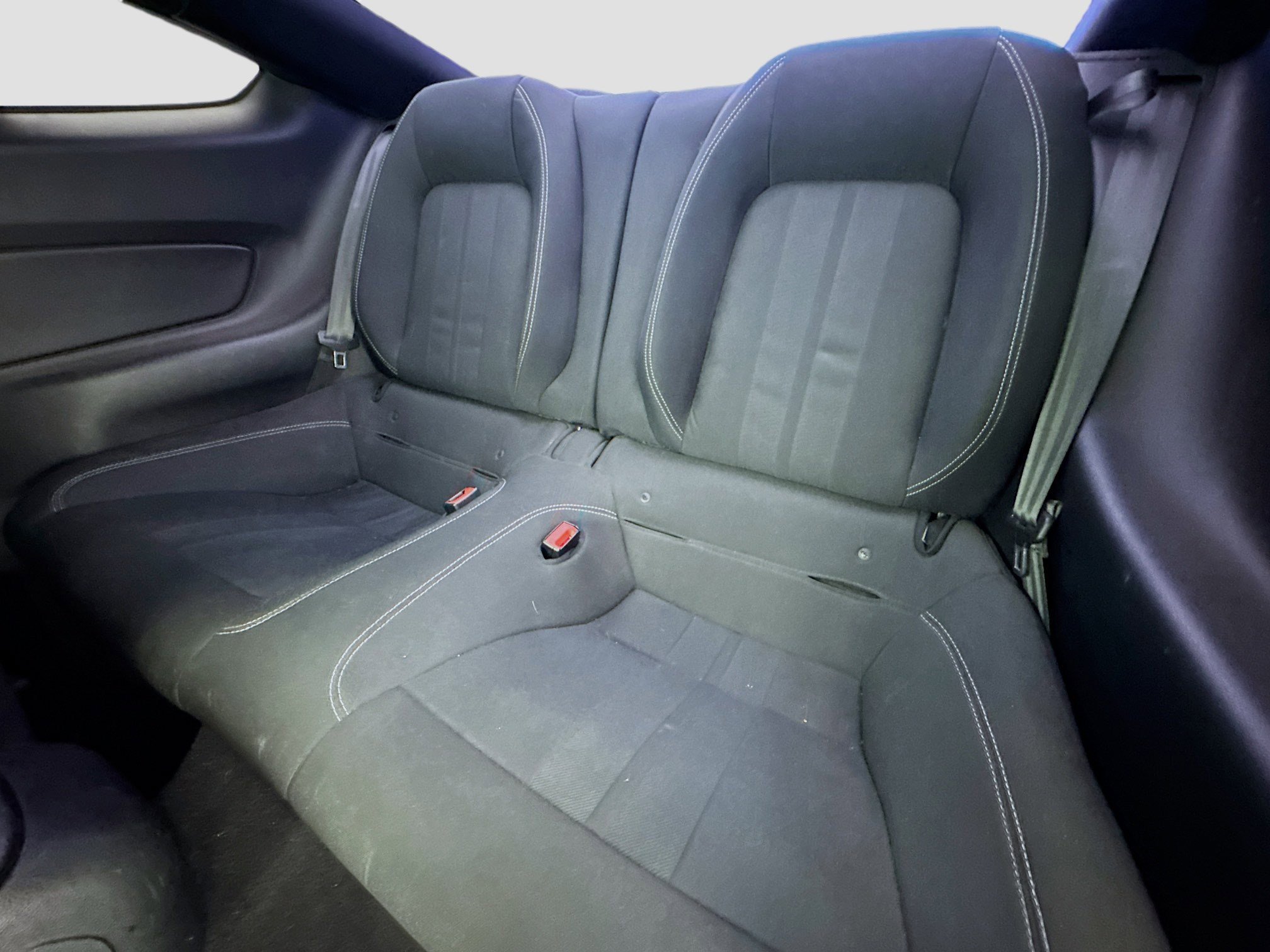 Used 2020 Ford Mustang Coupe w/ Black Accent Package RWD image 15