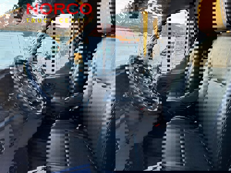 Used 2023 Ford Transit 250 250 T250 AWD Medium Roof Cargo w/ Load Area Protection Package image 18