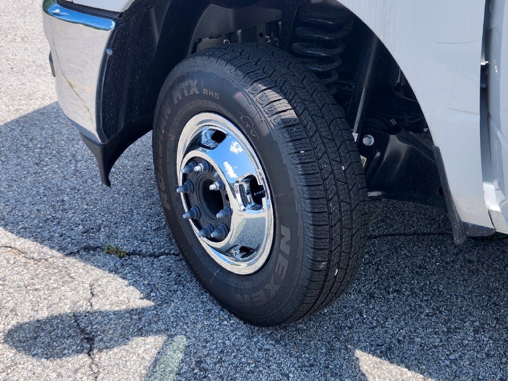 New 2026 RAM 3500 Tradesman w/ Chrome Appearance Group A AWD/4WD image 30