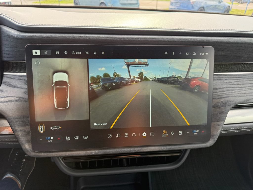 Used 2022 Rivian R1S Launch Edition Quad AWD/4WD image 16