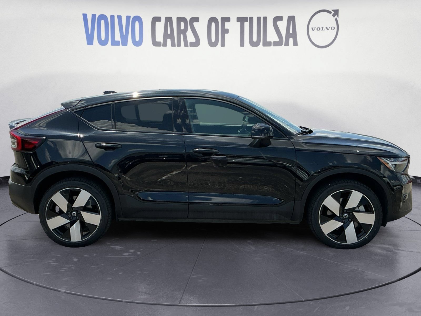 Used 2023 Volvo C40 P8 Recharge Ultimate w/ Protection Package Premier AWD/4WD image 6