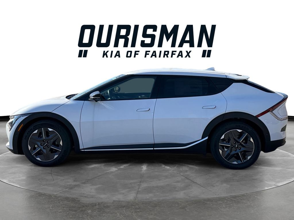 New 2025 Kia EV6 Light w/ Light LR Technology Package AWD/4WD image 3