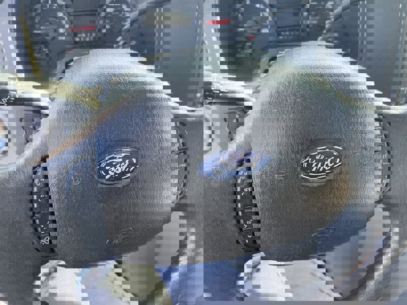 Used 2019 Ford E-450 and Econoline 450 Super Duty w/ Power Windows & Locks Group image 20