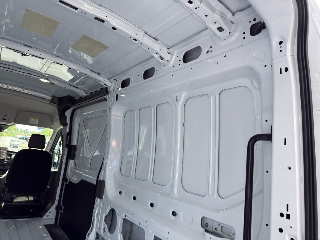 New 2026 Ford Transit 250 148 Medium Roof Extended AWD image 8