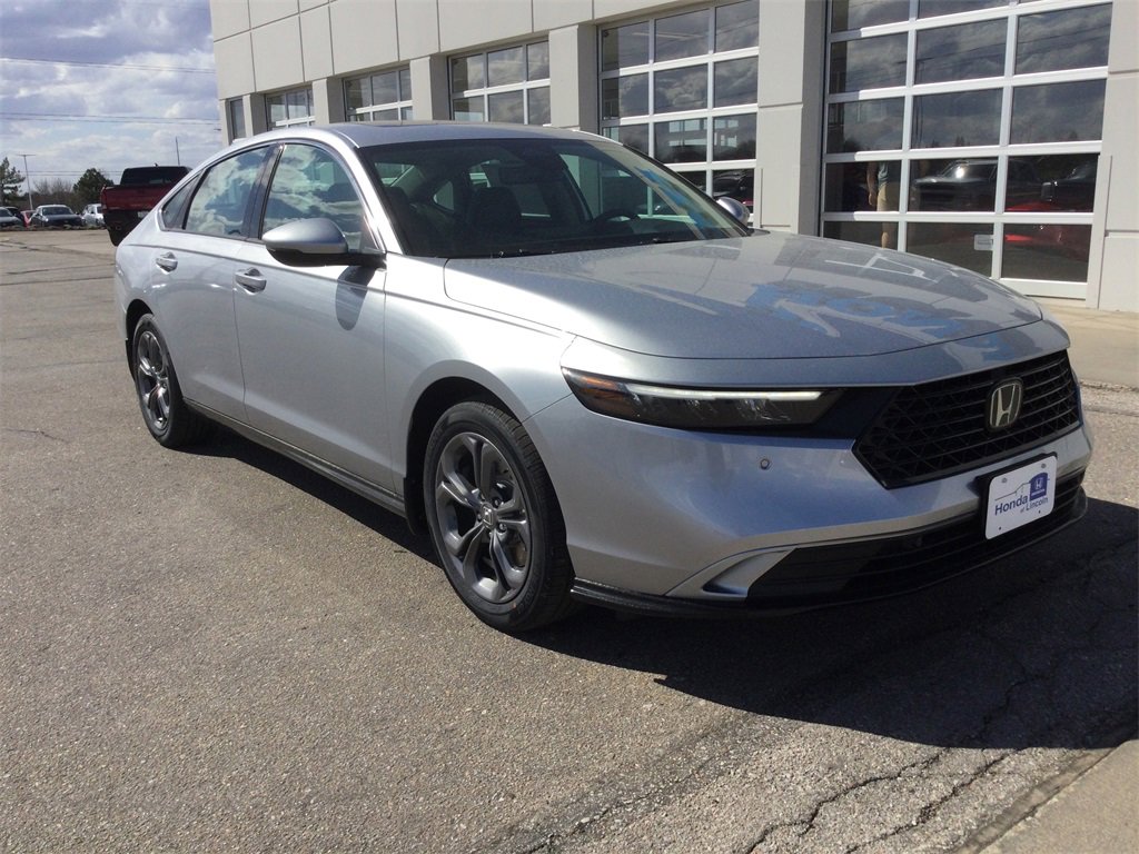 New 2025 Honda Accord EX-L image 3