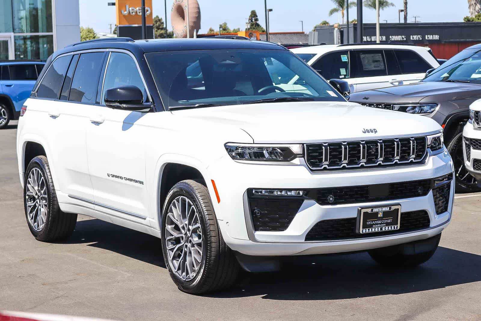 New 2026 Jeep Grand Cherokee Summit AWD/4WD image 3