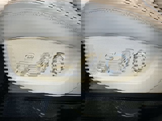 New 2025 Genesis GV80 3.5T Prestige image 22