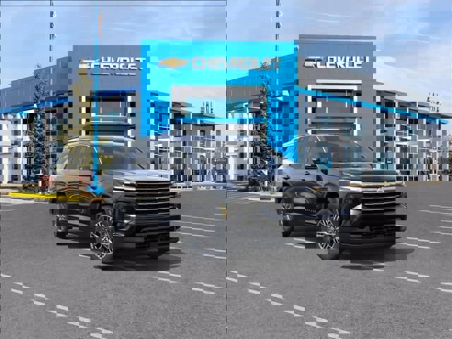 New 2026 Chevrolet Traverse LT w/ Driver Confidence Package image 1