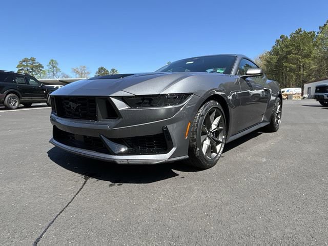 New 2025 Ford Mustang Dark Horse image 4