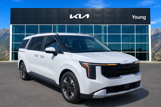 Used 2026 Kia Carnival LXS FWD image 1