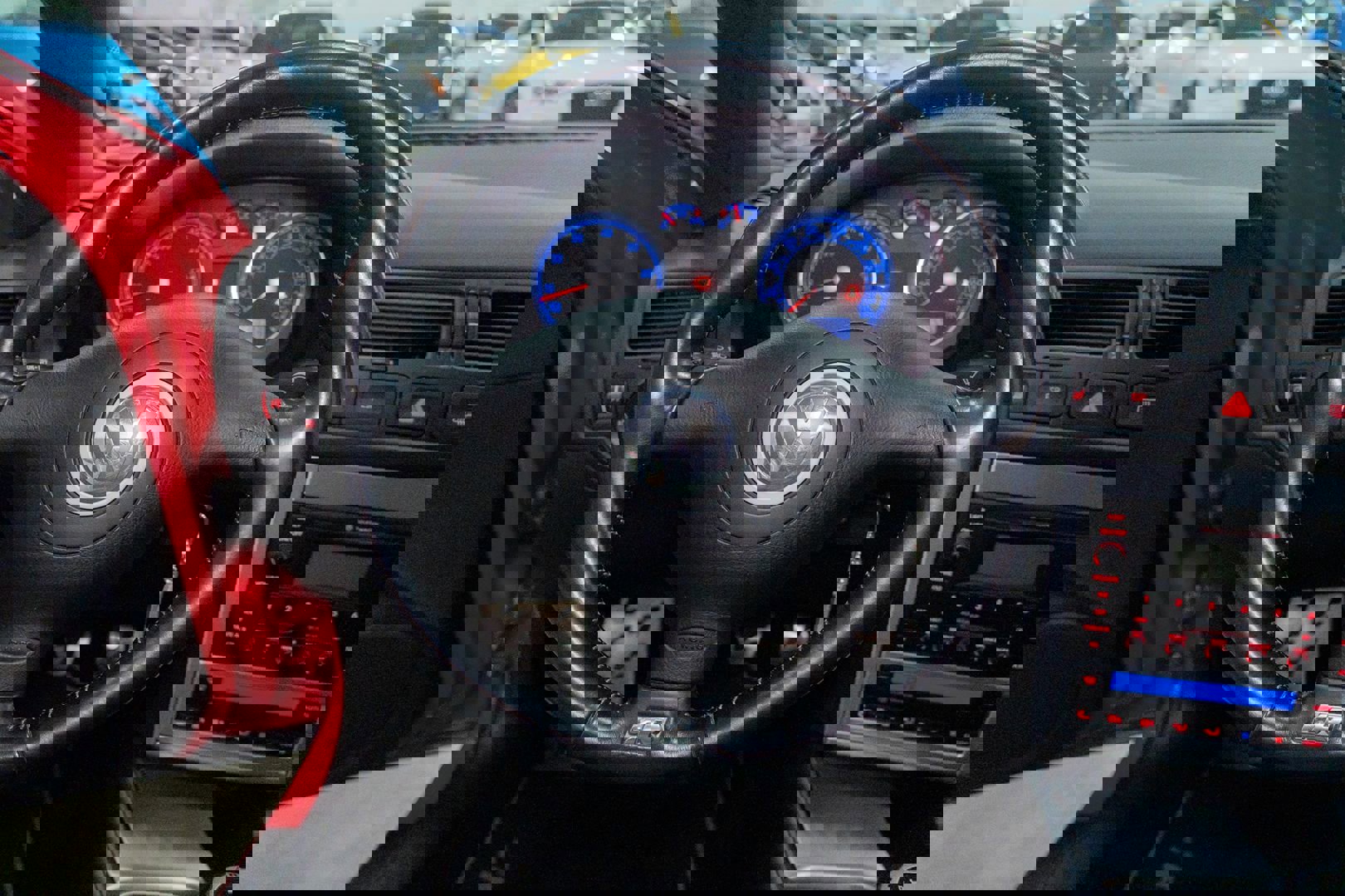 Used 2004 Volkswagen R32 image 37