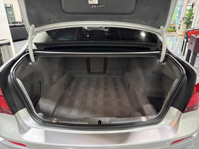 Used 2015 BMW 750Li xDrive w/ M Sport Edition AWD/4WD image 14