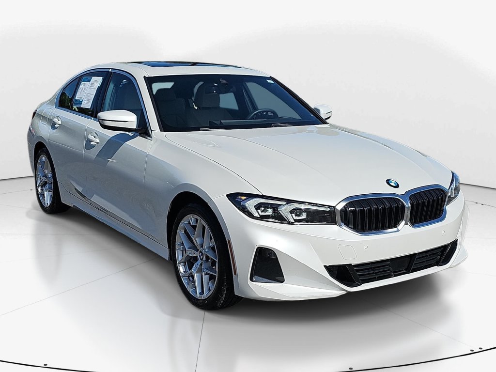 Used 2026 BMW 330i Sedan RWD image 3