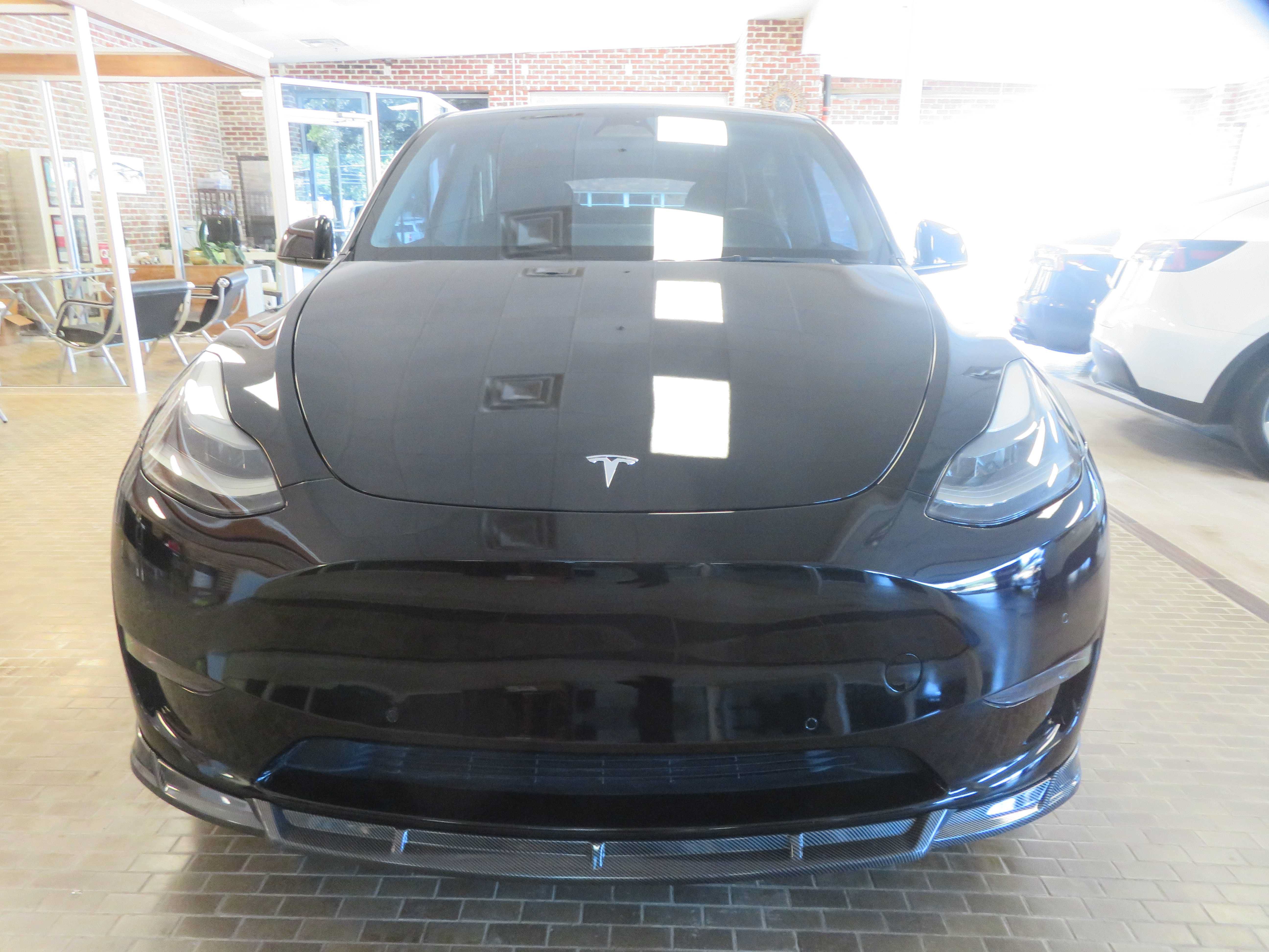 Used 2022 Tesla Model Y Performance AWD/4WD image 2
