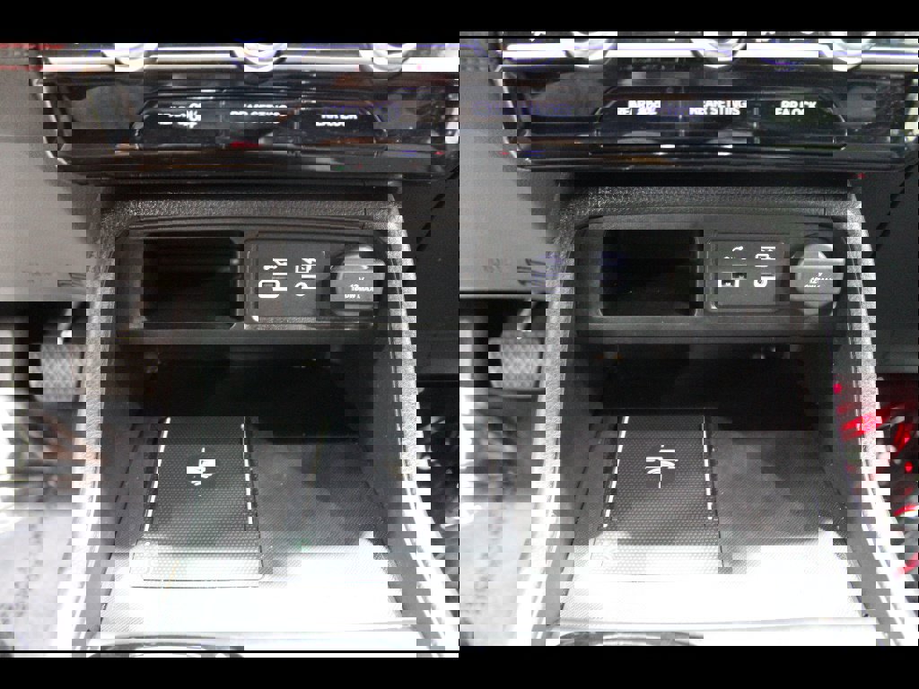 Certified 2025 Honda Pilot Black Edition image 31