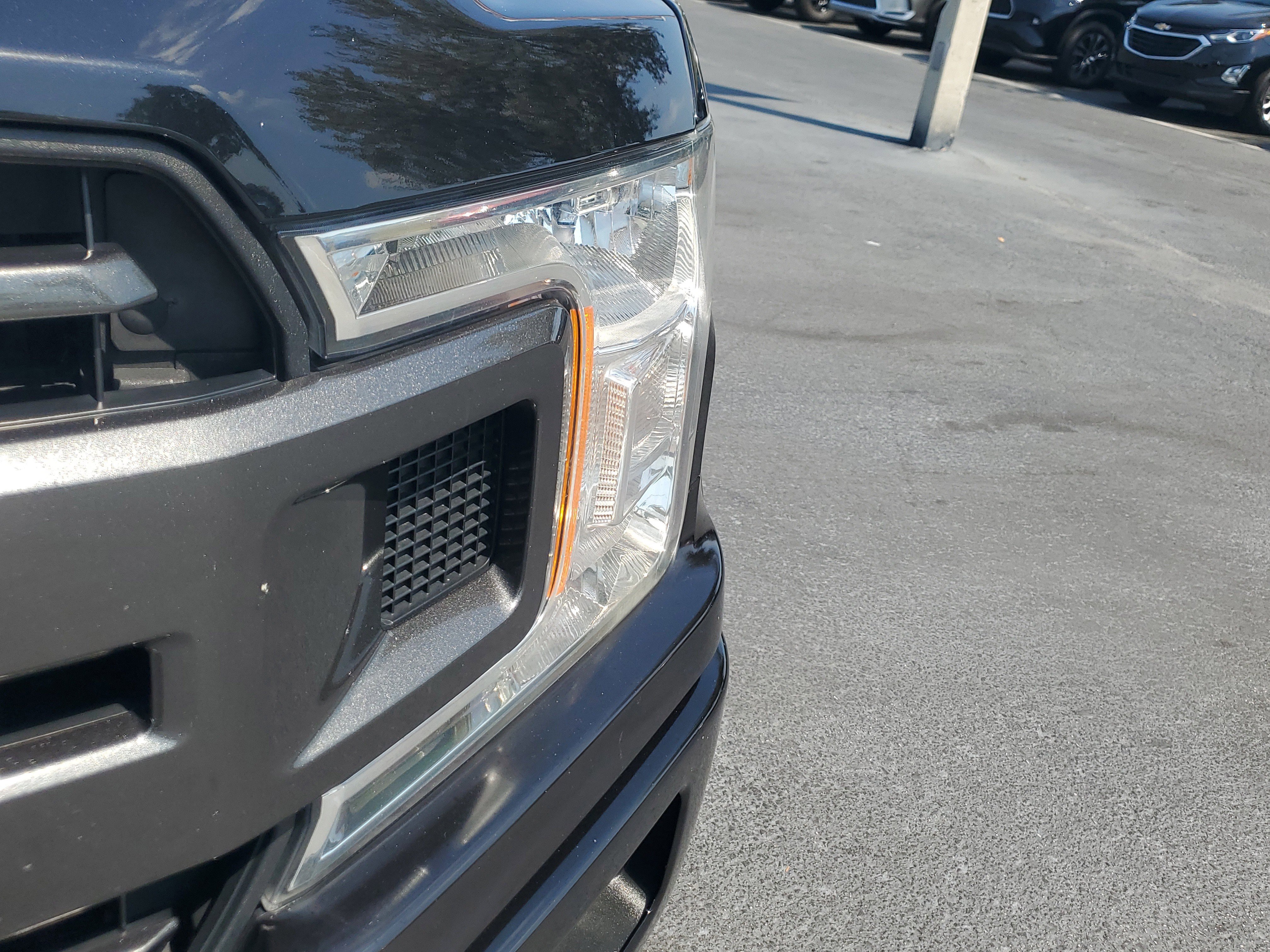 Used 2019 Ford F150 XLT w/ Equipment Group 302A Luxury image 3