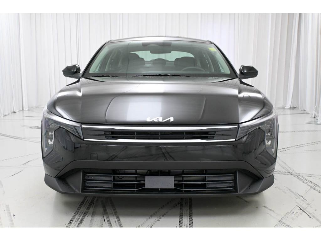 New 2025 Kia K4 image 3
