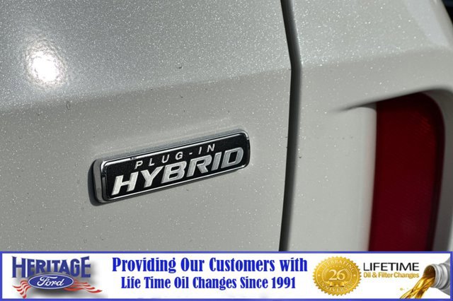 New 2025 Ford Escape SE w/ PHEV Premium Package image 23