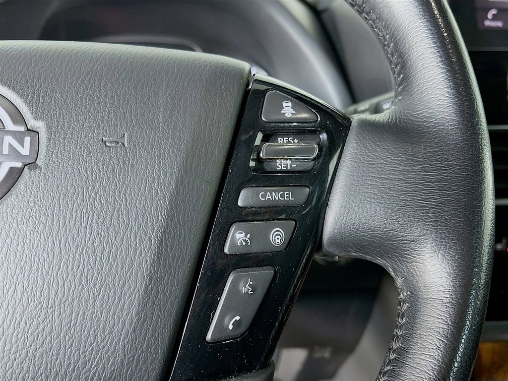 Used 2024 Nissan Armada SL w/ Captain's Chairs Package image 17