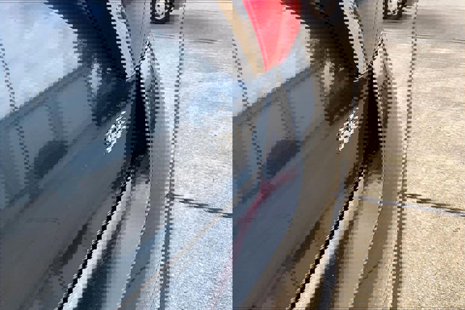 Used 2017 Toyota Camry LE image 10