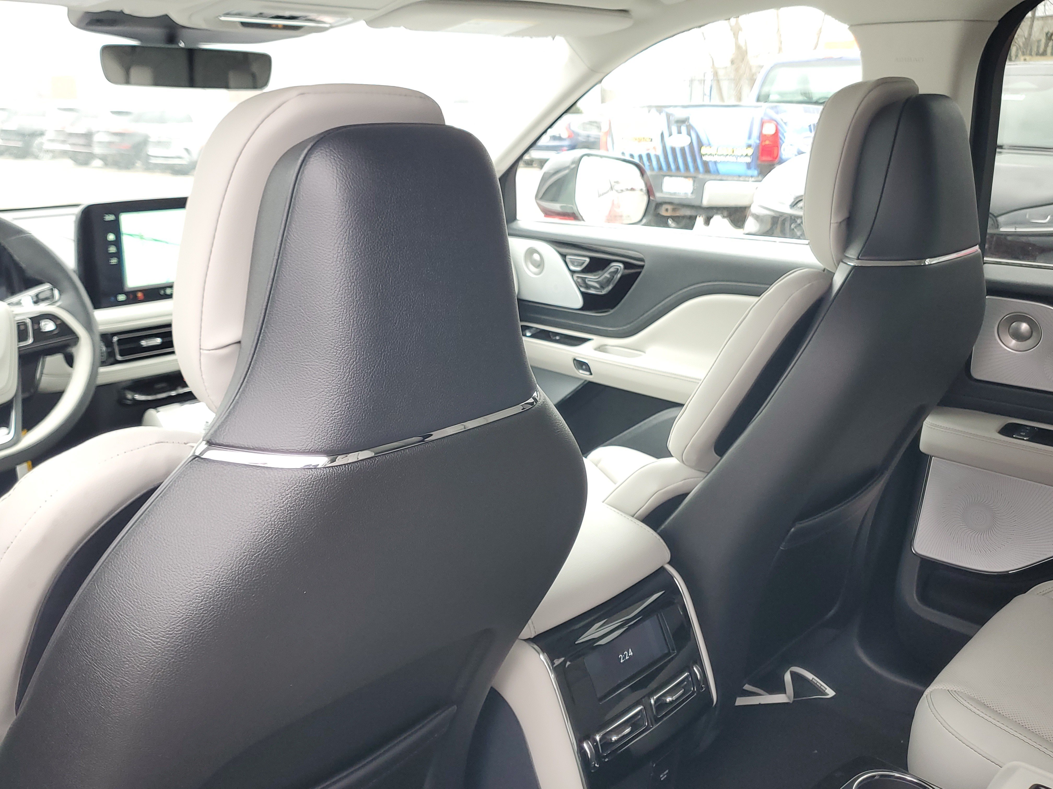 New 2026 Lincoln Aviator Reserve AWD/4WD image 24