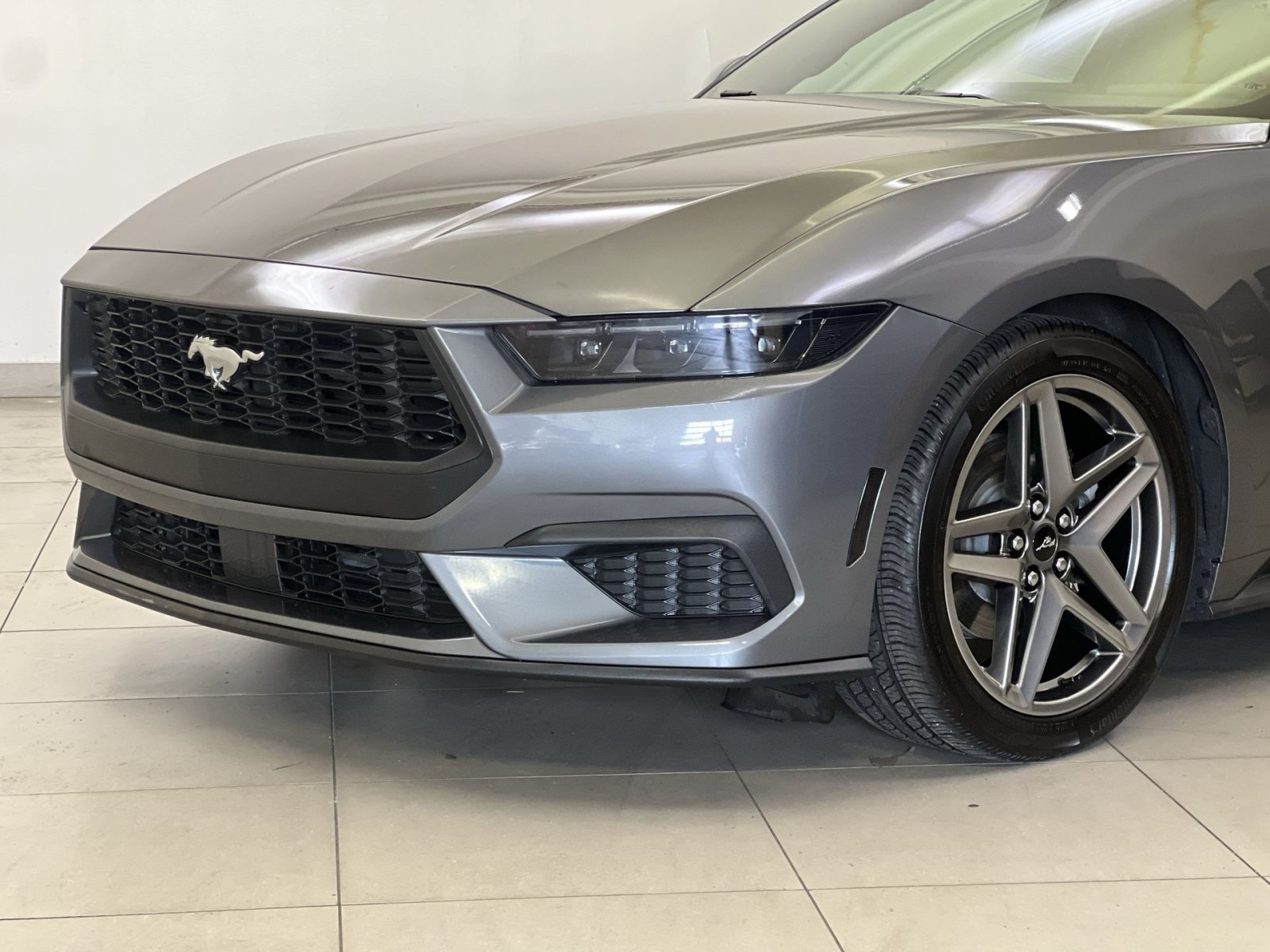 Used 2026 Ford Mustang Coupe RWD image 27
