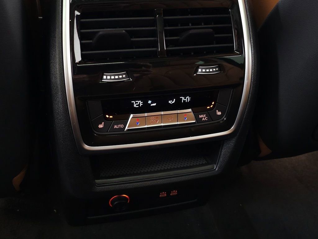 New 2026 BMW X7 xDrive40i image 34
