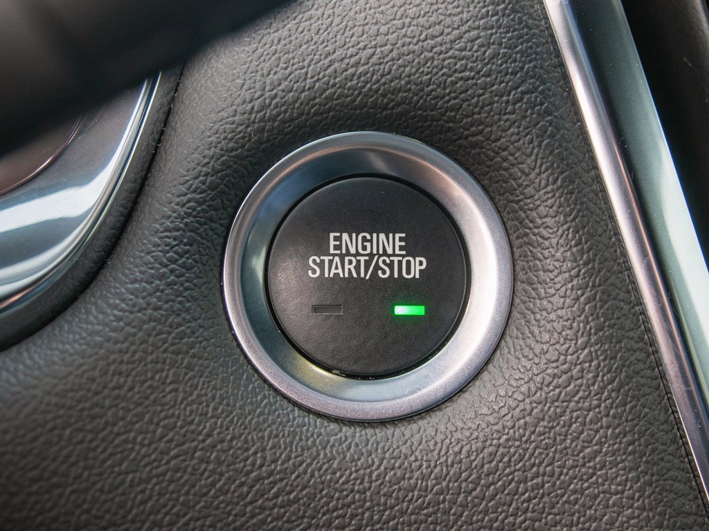 Used 2023 Chevrolet Traverse Premier w/ Redline Edition image 18