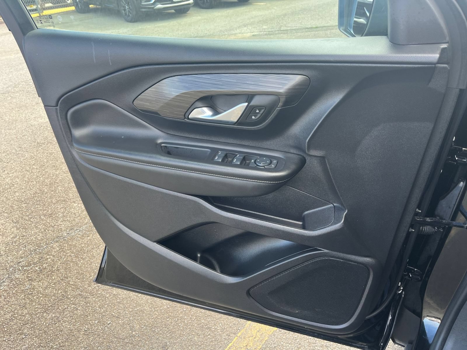 Used 2024 GMC Terrain SLE FWD image 15