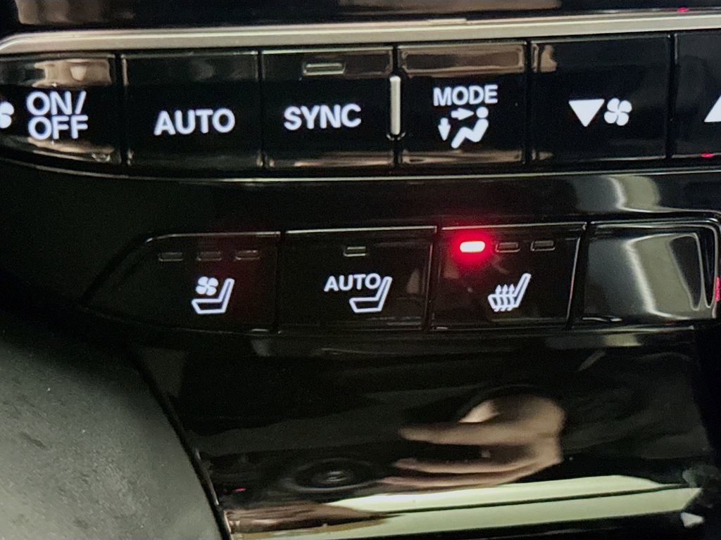 Used 2023 Acura MDX A-Spec image 21