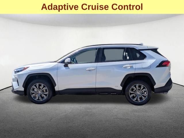 Used 2024 Toyota RAV4 XLE Premium image 9