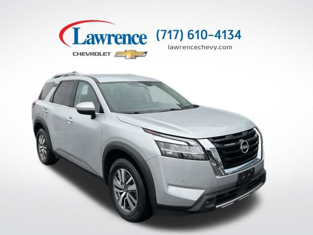 Used 2023 Nissan Pathfinder SL w/ Cargo Package image 1