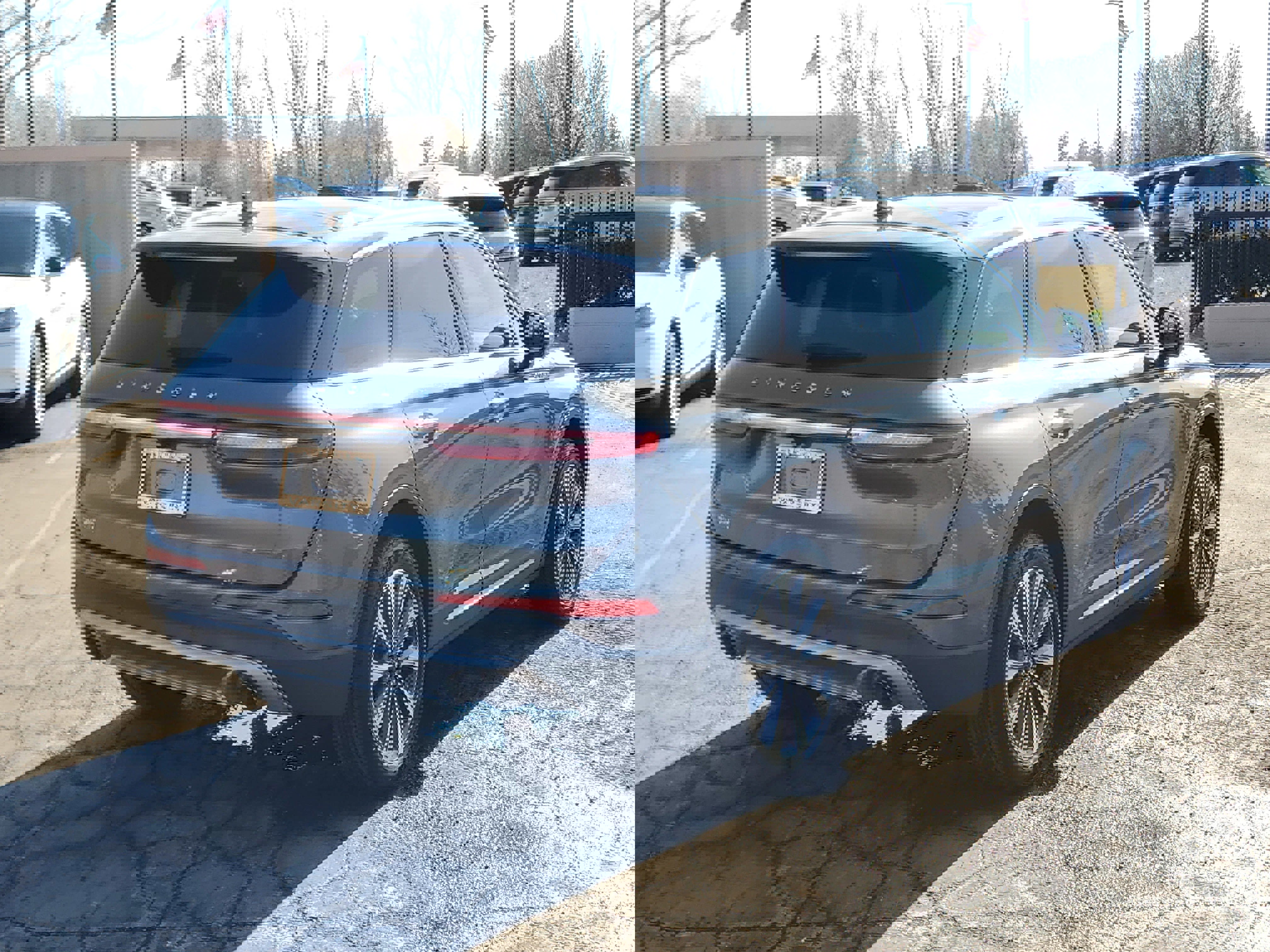 Certified 2022 Lincoln Corsair Reserve w/ Equipment Group 201A image 6