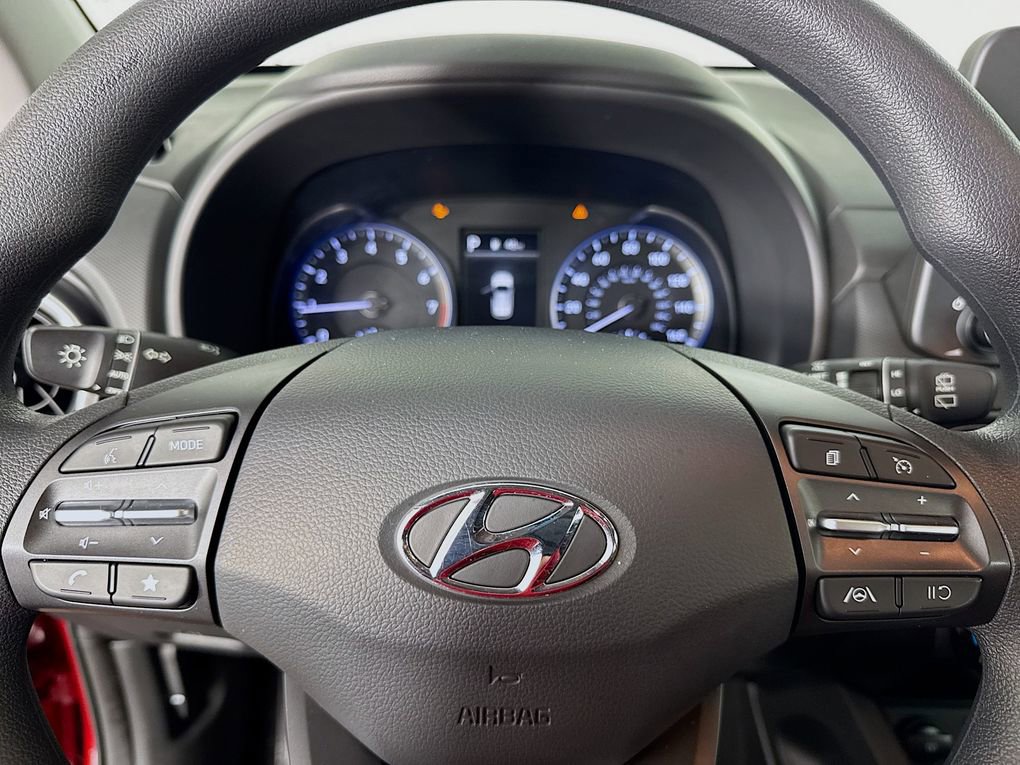 Used 2022 Hyundai Kona SEL image 16